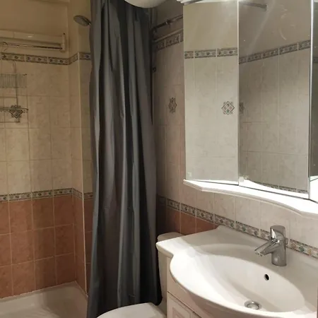 Cozy 36 M In 13th Апартаменты *